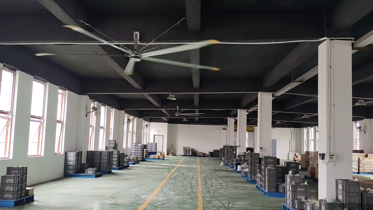 GALE Series HVLS fan in a warehouse